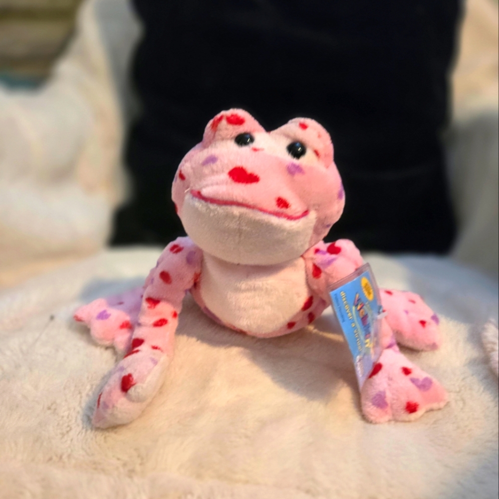 Webkinz - Heart Frog